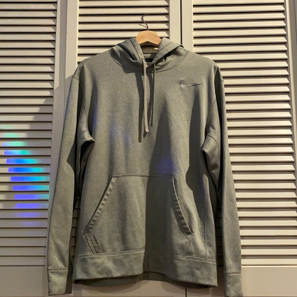 Gray Nike Sweatshirt
